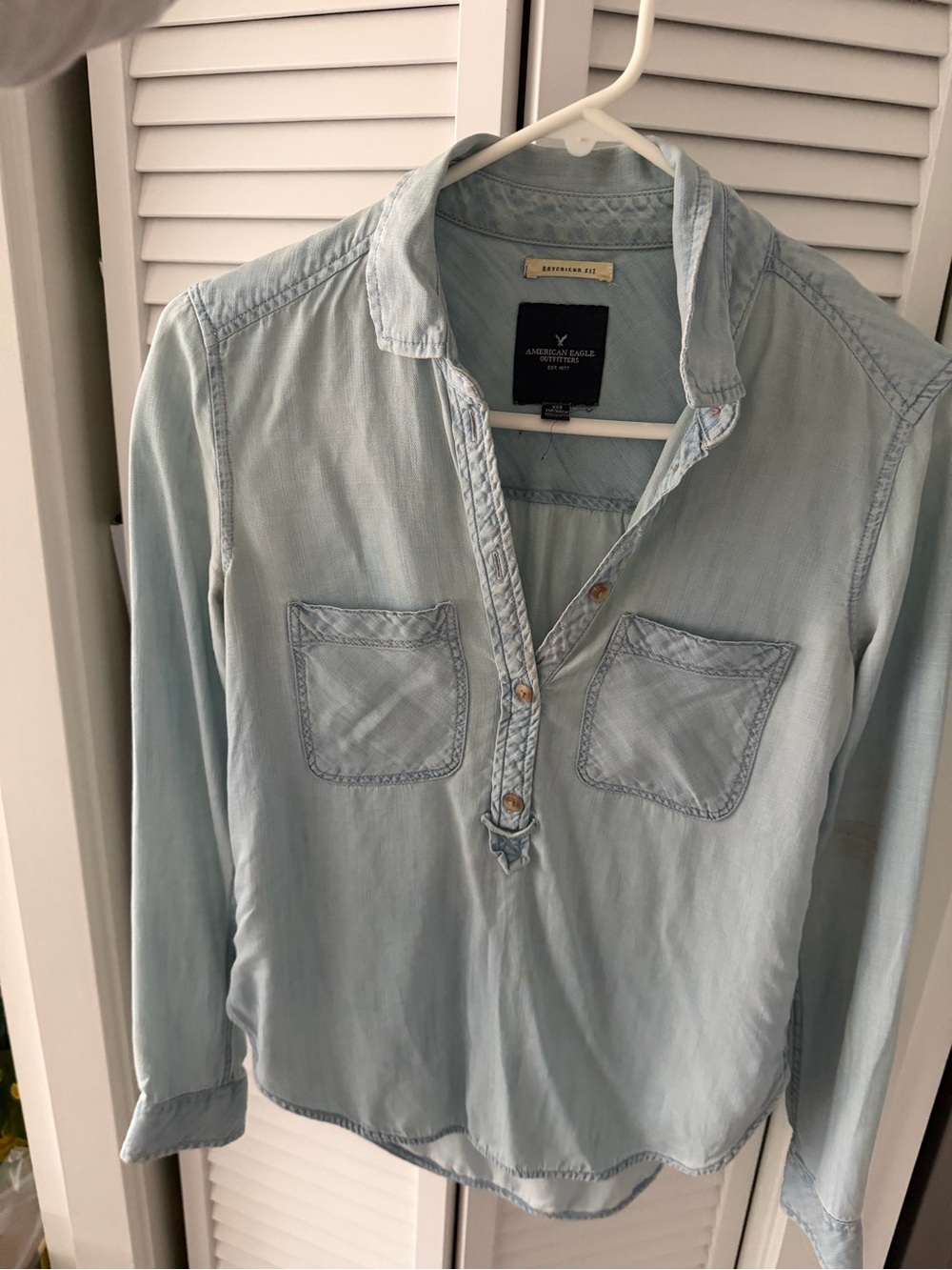 American Eagle Light Wash Chambray Denim Shirt - Pale Blue